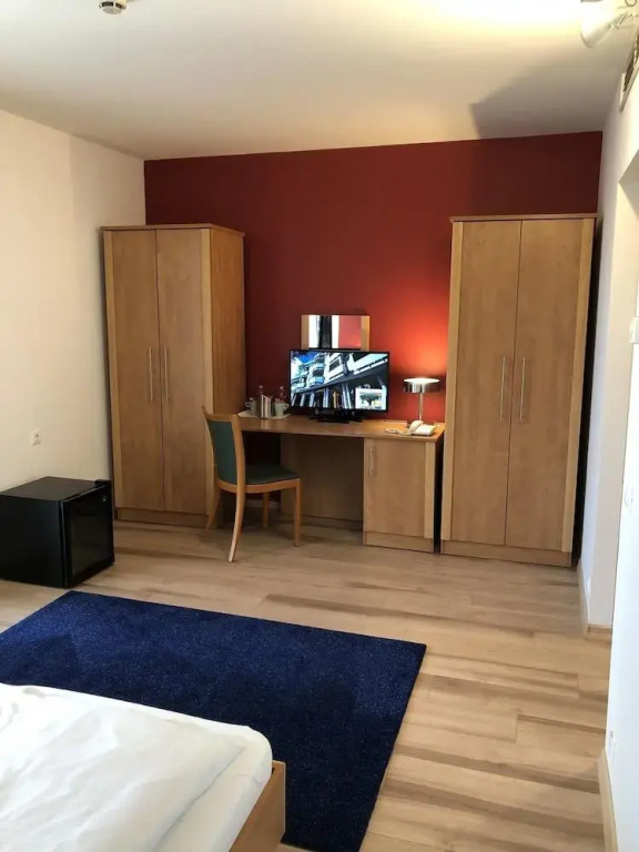 Semiramis Business Hotel
