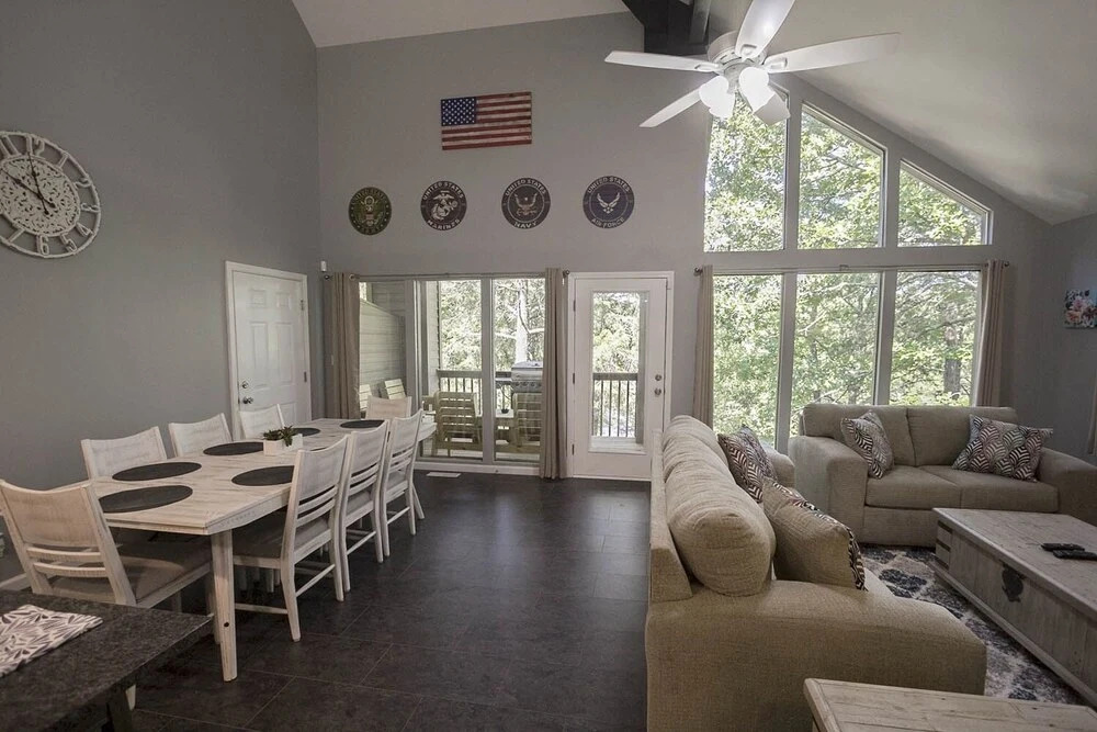 Eagles Roost 6 Bedroom Duplex