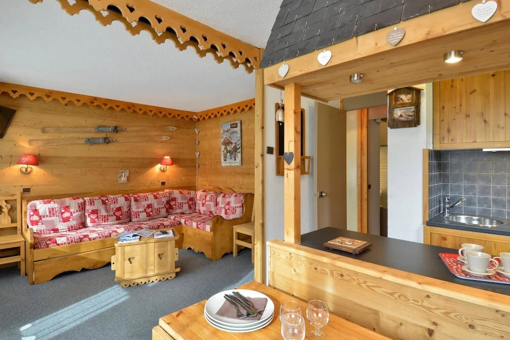 Belle Plagne Apartment Refurnished Located on the Slopes for 6 People Pds225
