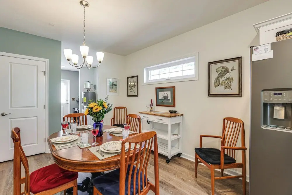Walk to Historic Chestertown: Dog-friendly Retreat