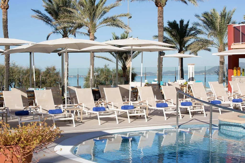 Universal Hotel Neptuno