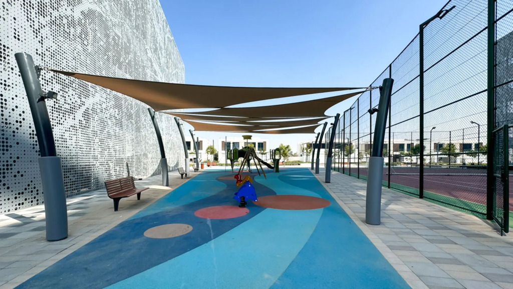 Manzil - 1BR District One Waterfront Living