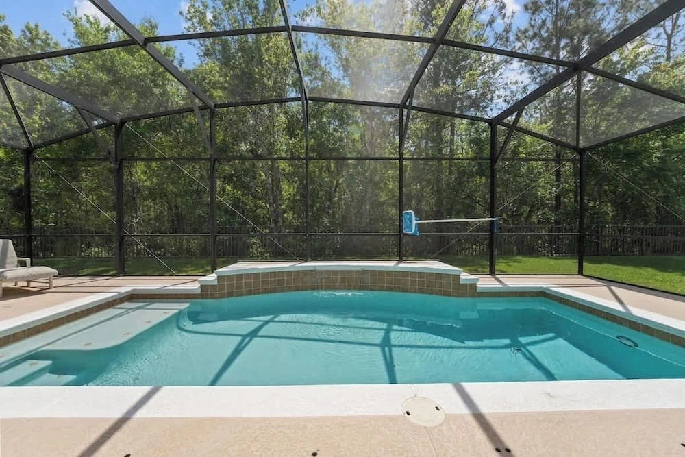 4 Bed Close to Disney Private Pool