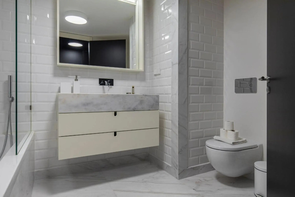 Stunning Apartment in Heart of Lisbon by LovelyStay