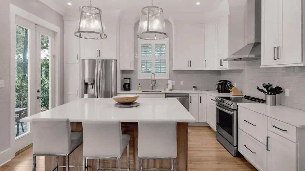 3BR Retreat in Grove by the Sea + Free Tickets: Dolphin Cruise & More!