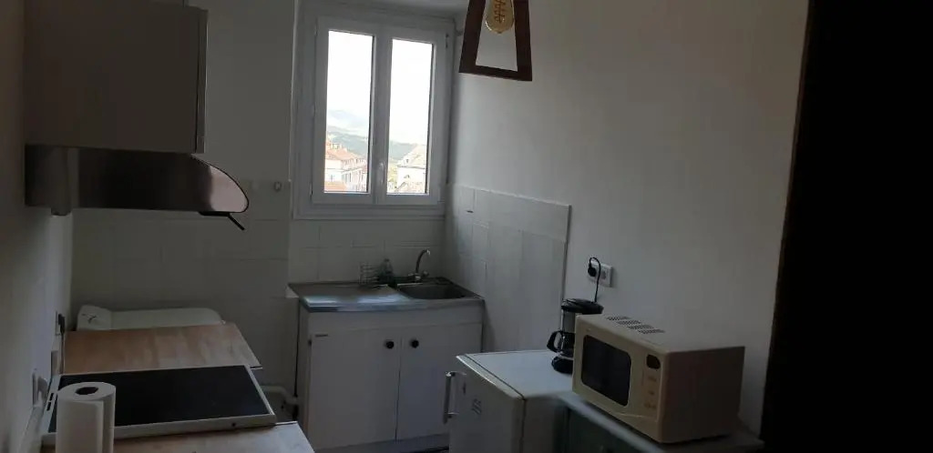 joli appartement 44m2 centre ville corte