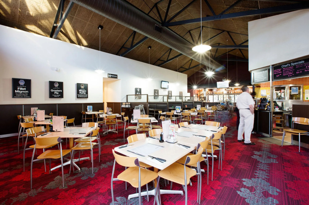 Glenmore Tavern