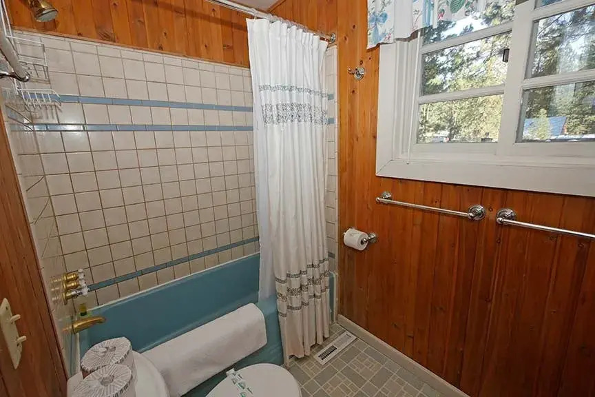3664 Birch Avenue Cabin