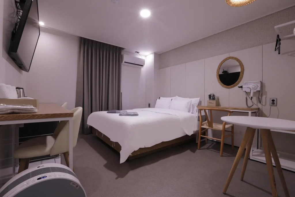 Cheongju Hotel Dictionary