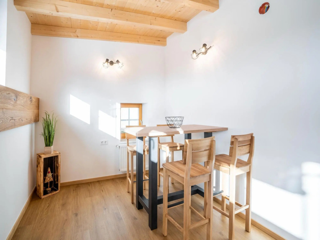 Apartment in Bramberg am Wildkogel near Badesee Hollersbach