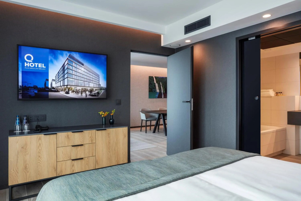 Q Hotel Plus Wrocław Bielany