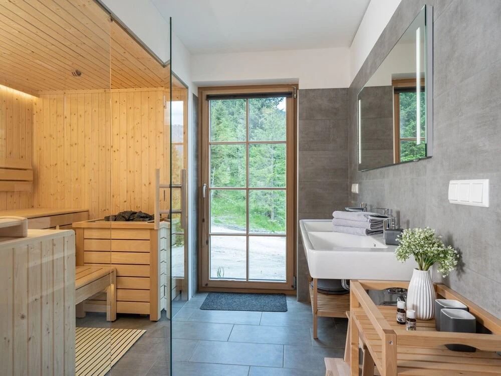 Detached Chalet w Combi Sauna, Near Ski Lift, Haus Liene