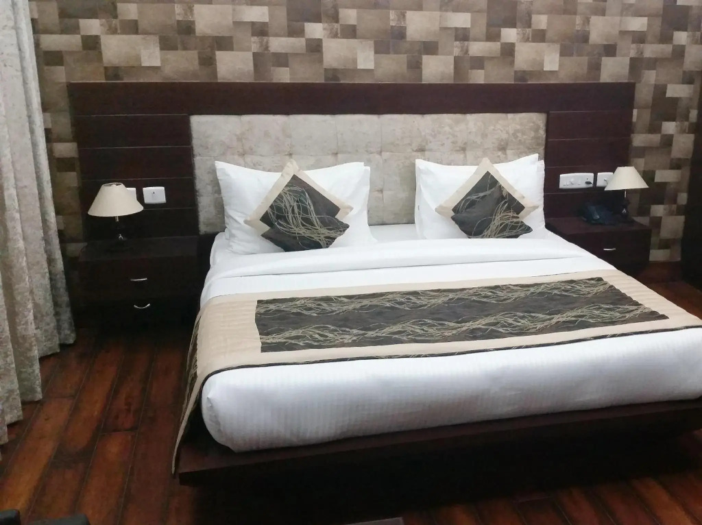 Tavisha Villa Golf Course MG Road