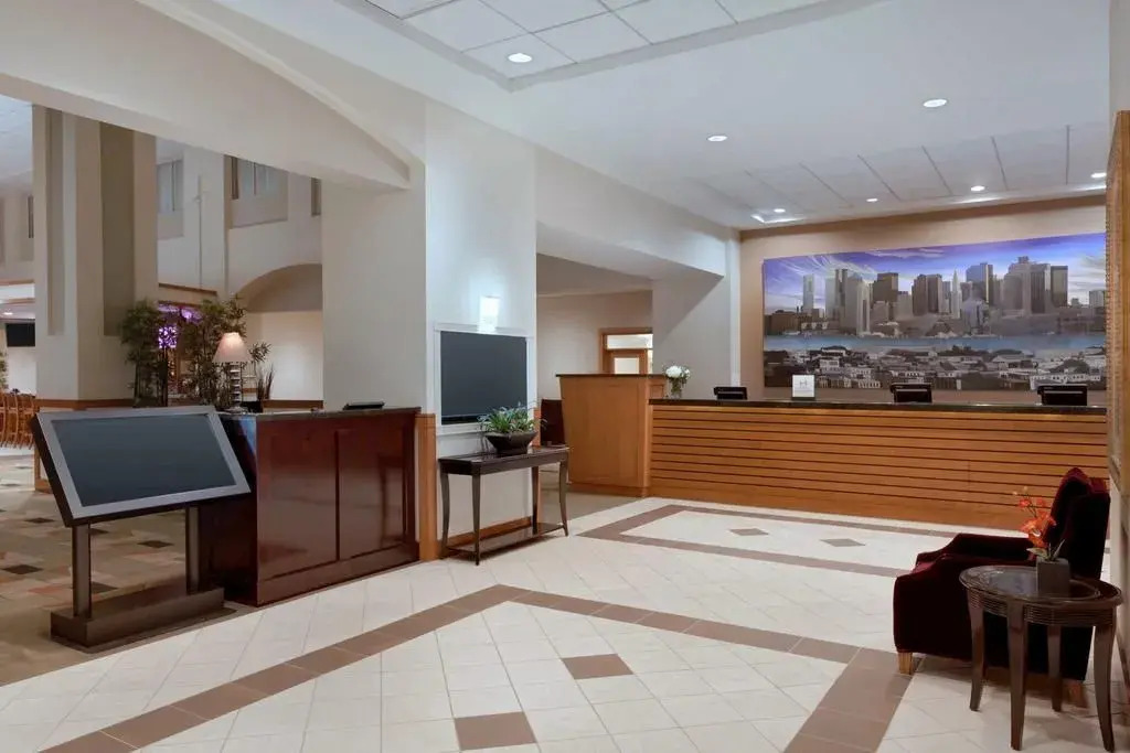 Embassy Suites Boston at Logan Airport