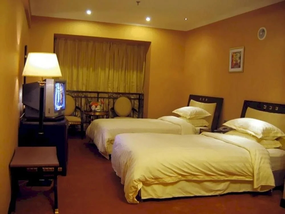 Donghe Yindu Hotel