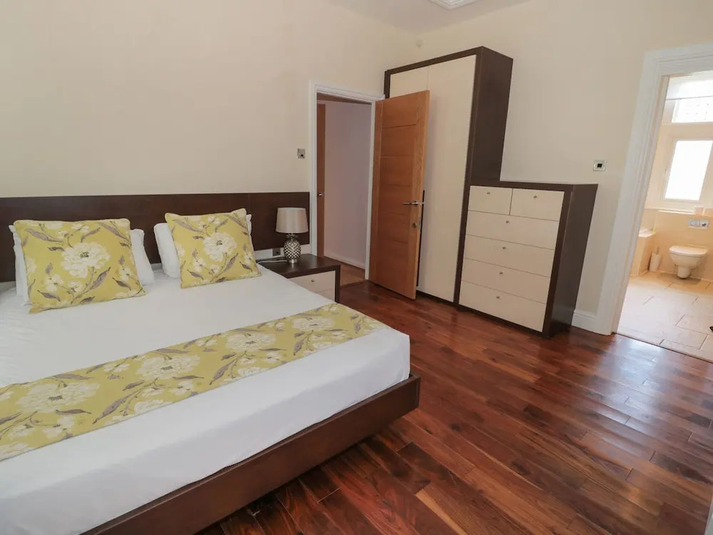 Walworth Castle Hotel