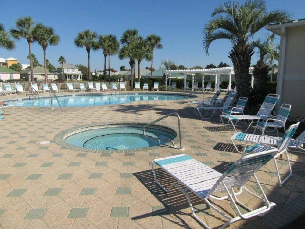 Maravilla 4401 - Seas the Day by Destin Getaways