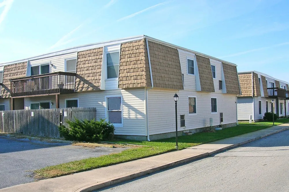 Gullway Villas 2628 202A 2 Br condo by RedAwning