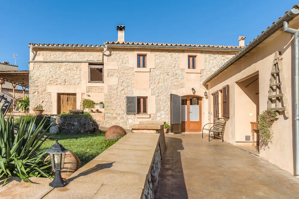 Villa Can Poncella