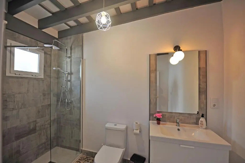Arenal 8 rooms 3 plantas