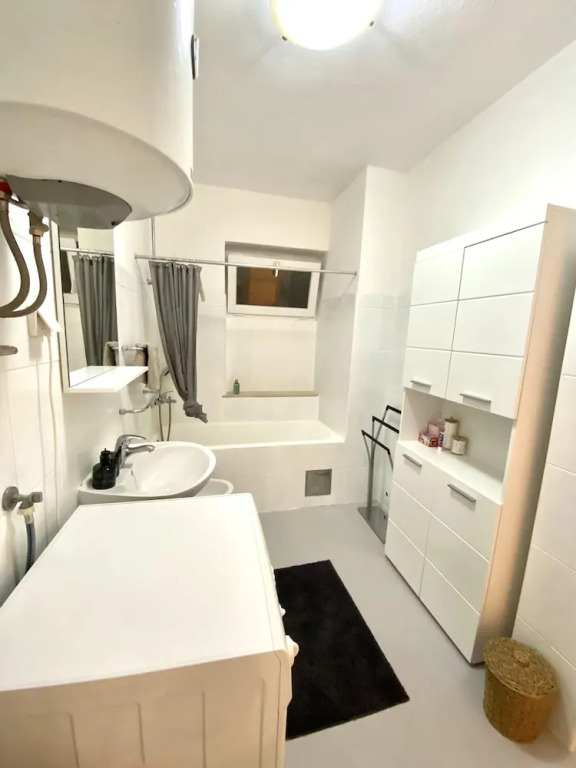 Spacious 2-bed Apartment in Cavtat