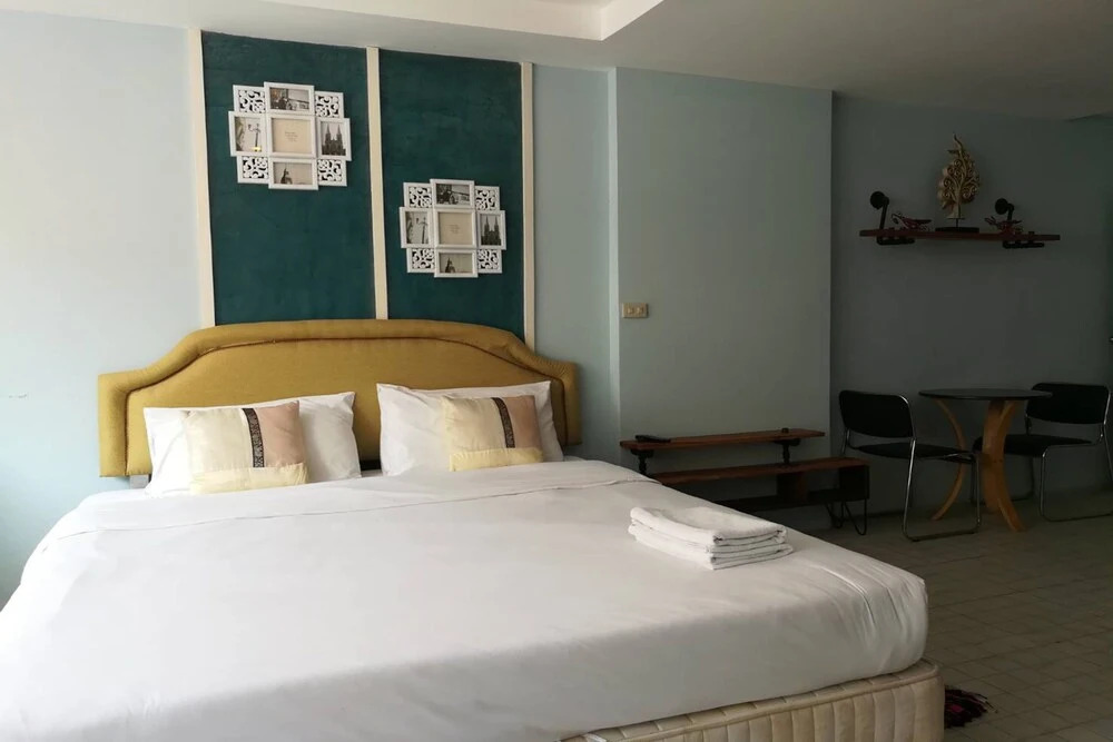 Apple Guesthouse
