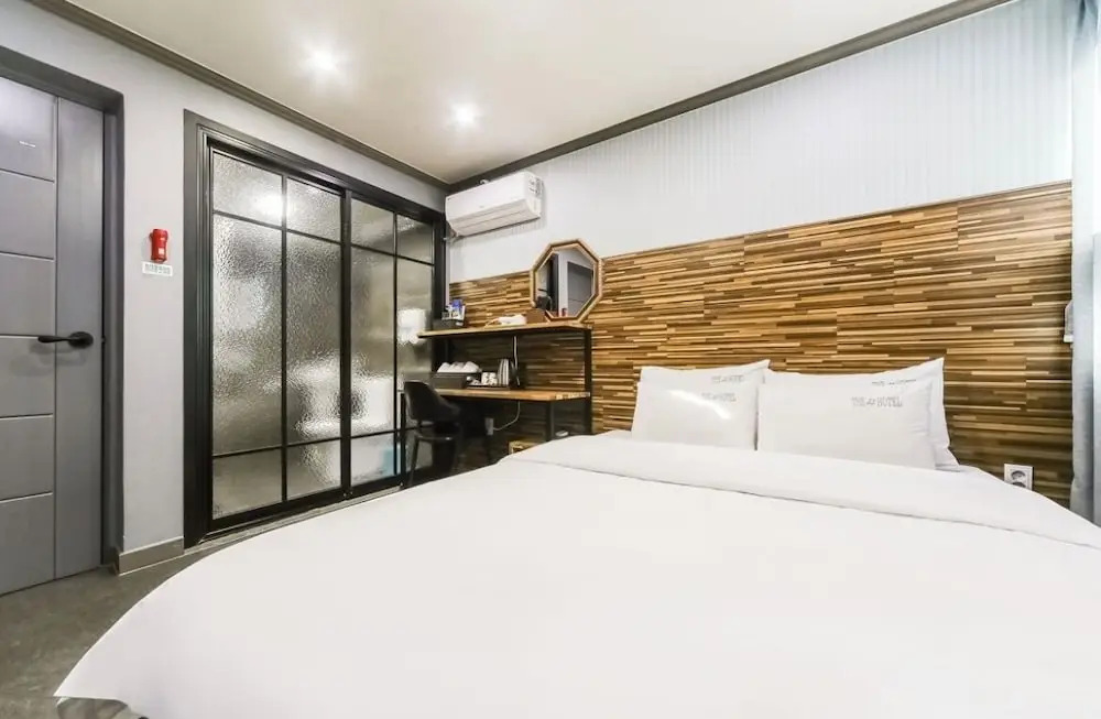 The Charp Hotel