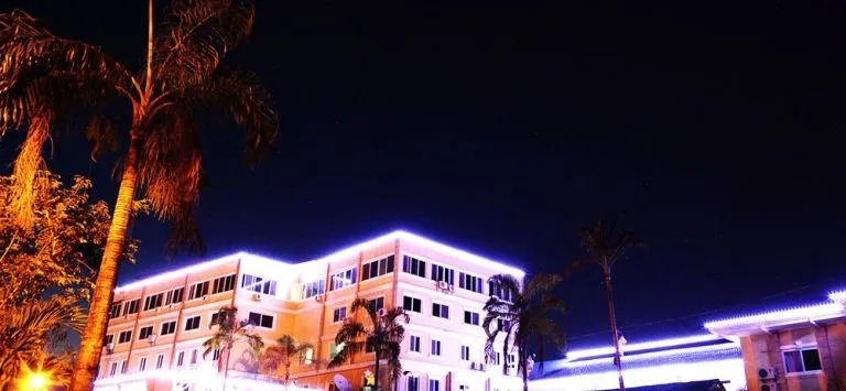 Royal Hotel