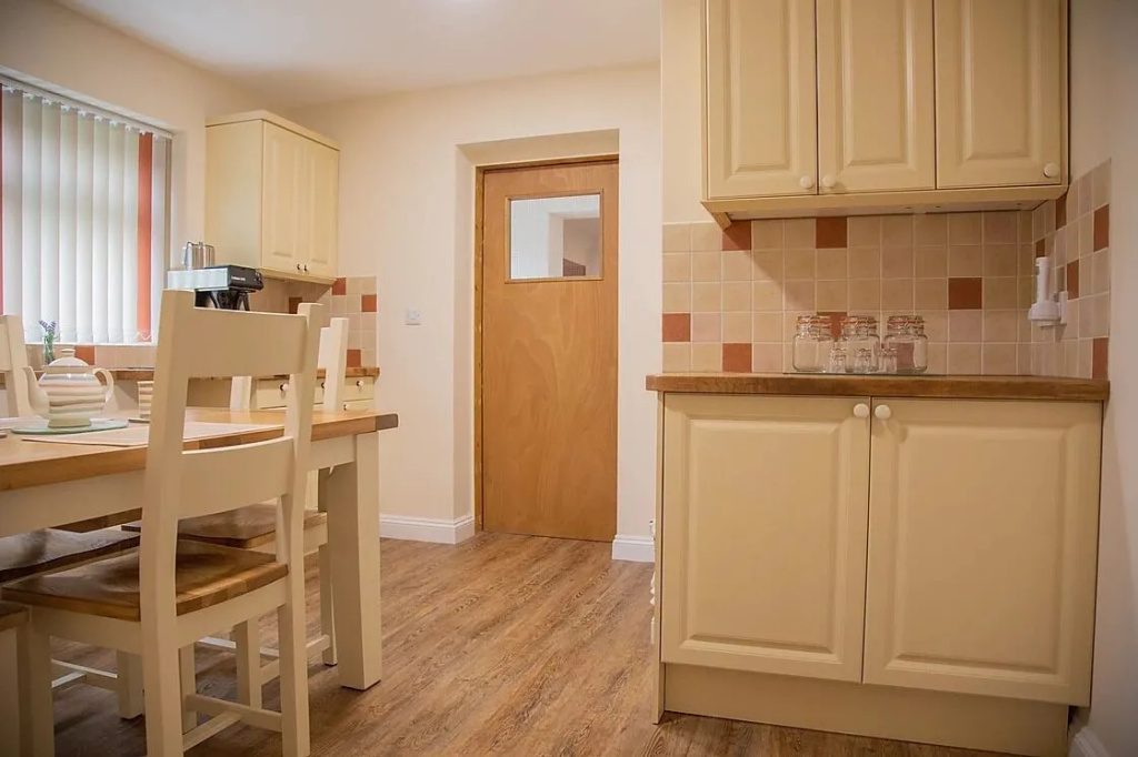 The Annexe @ Elmbank - Adults Only