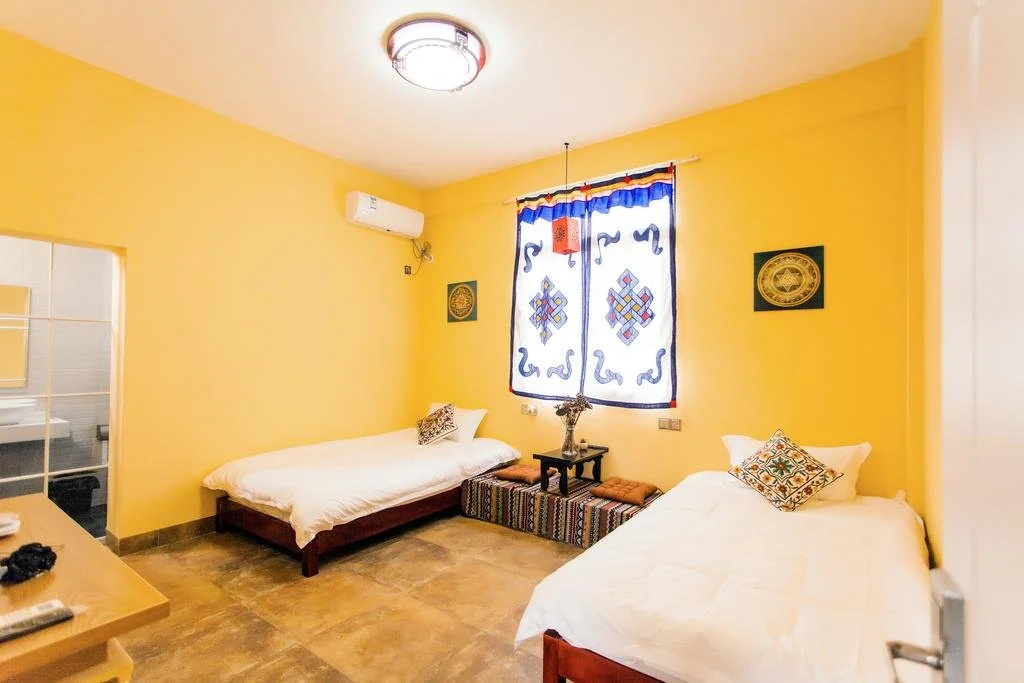 Free Hostel