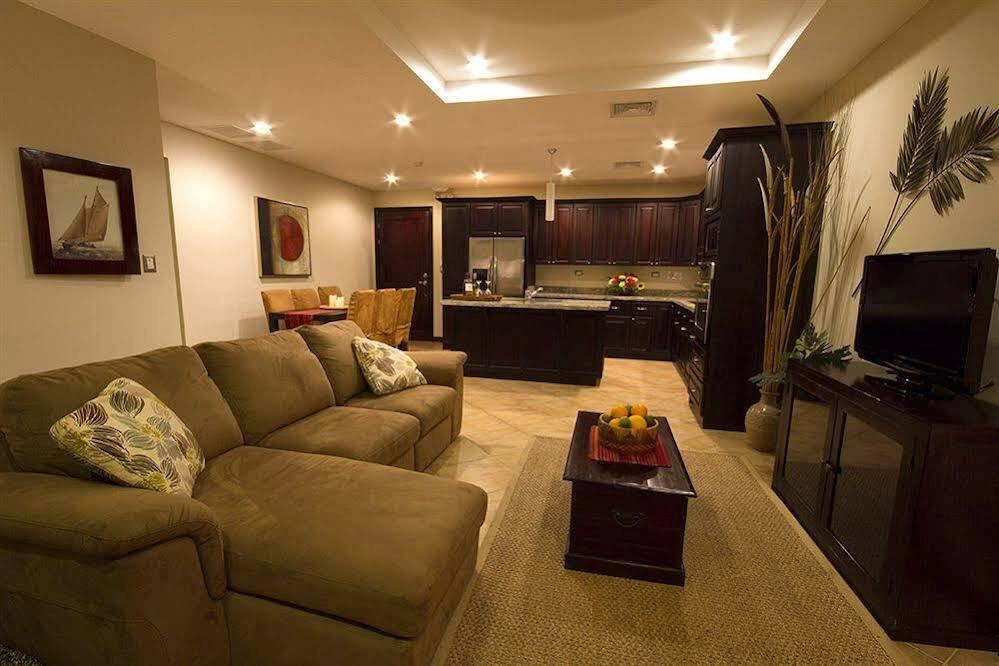El Paso de las Lapas Hotel