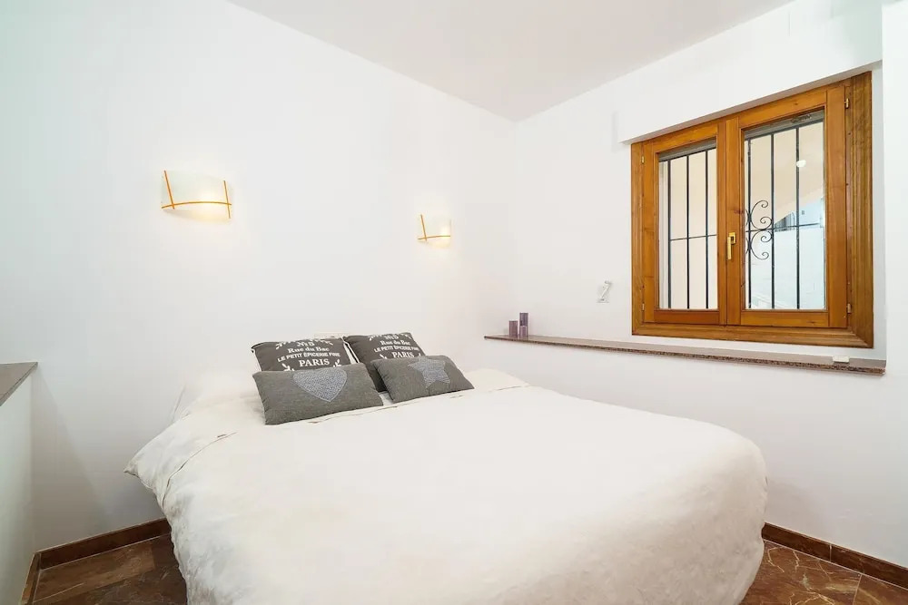 Book It Villa Attias Moraira