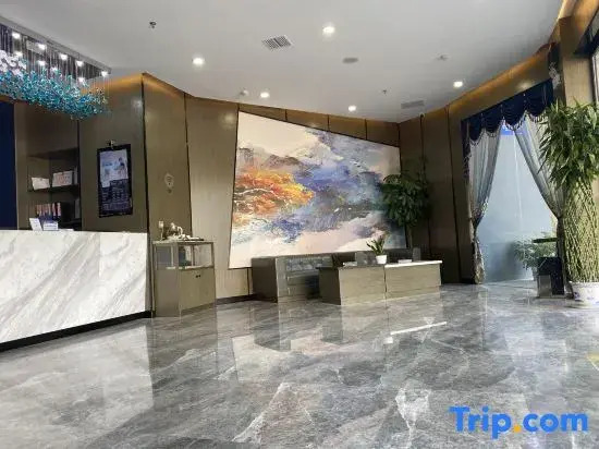 Starway Hotel (Ji'an People's Square Bailuzhou Academy Store)