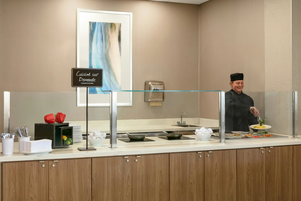 Embassy Suites By Hilton Montreal Airport