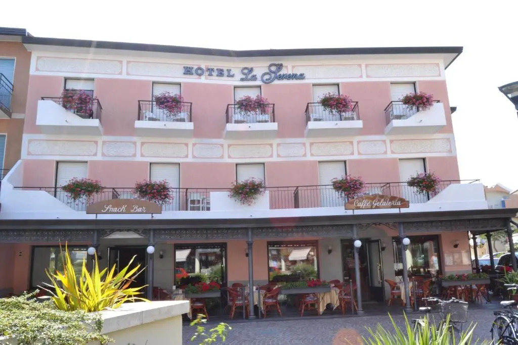 Hotel La Serena