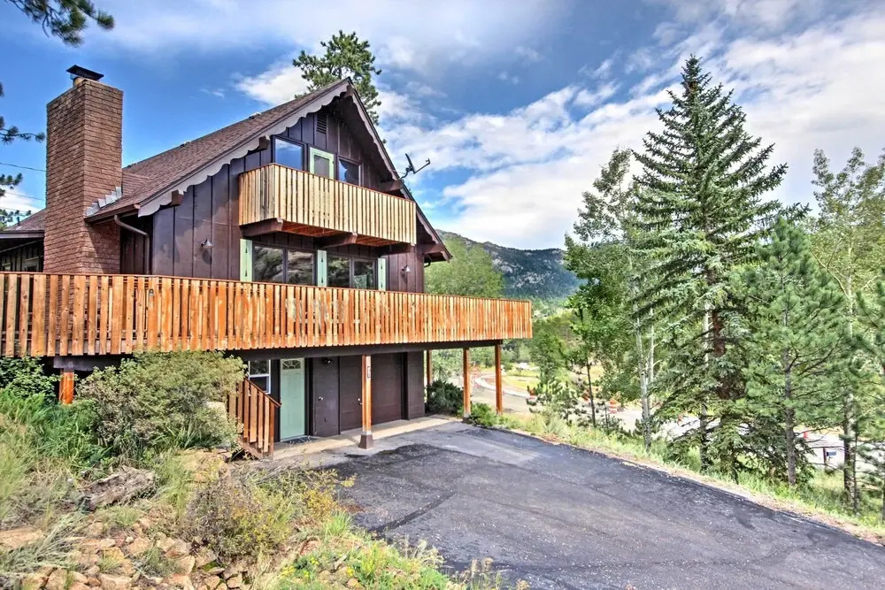 'peaceful Pines' Estes Park Home: Longs Peak View