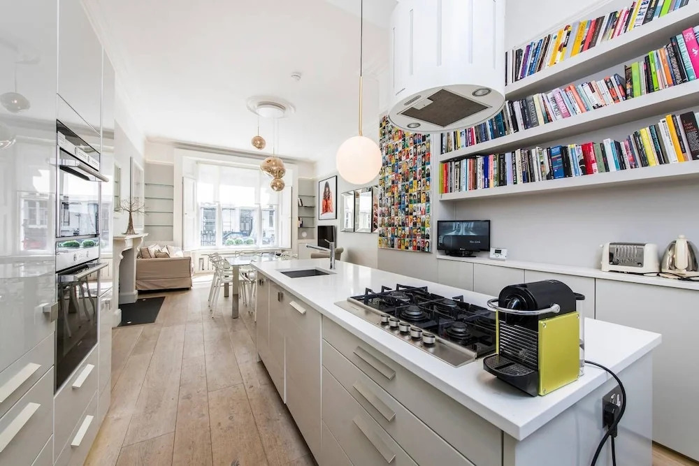 Bright and Spacious 2 bed Flat in Notting Hill