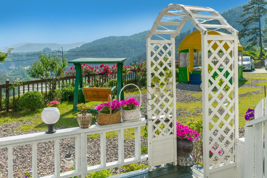 Goseong Hatsal Gadeuk Pension