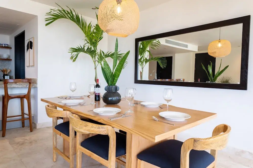Elements 124 - No Ota 2 Bedroom Condo by RedAwning