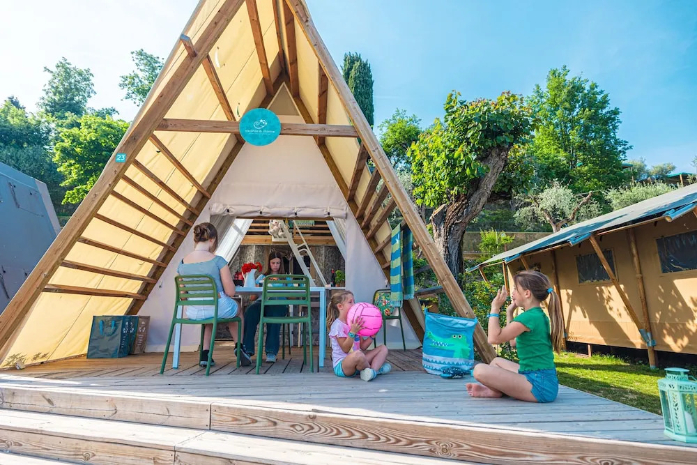 Village & Glamping Riva Blu