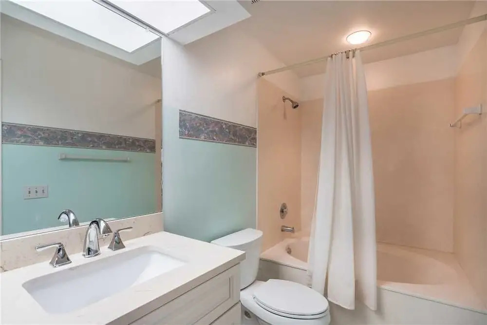Vista Verde North - Two Bedroom Condo - 5-231