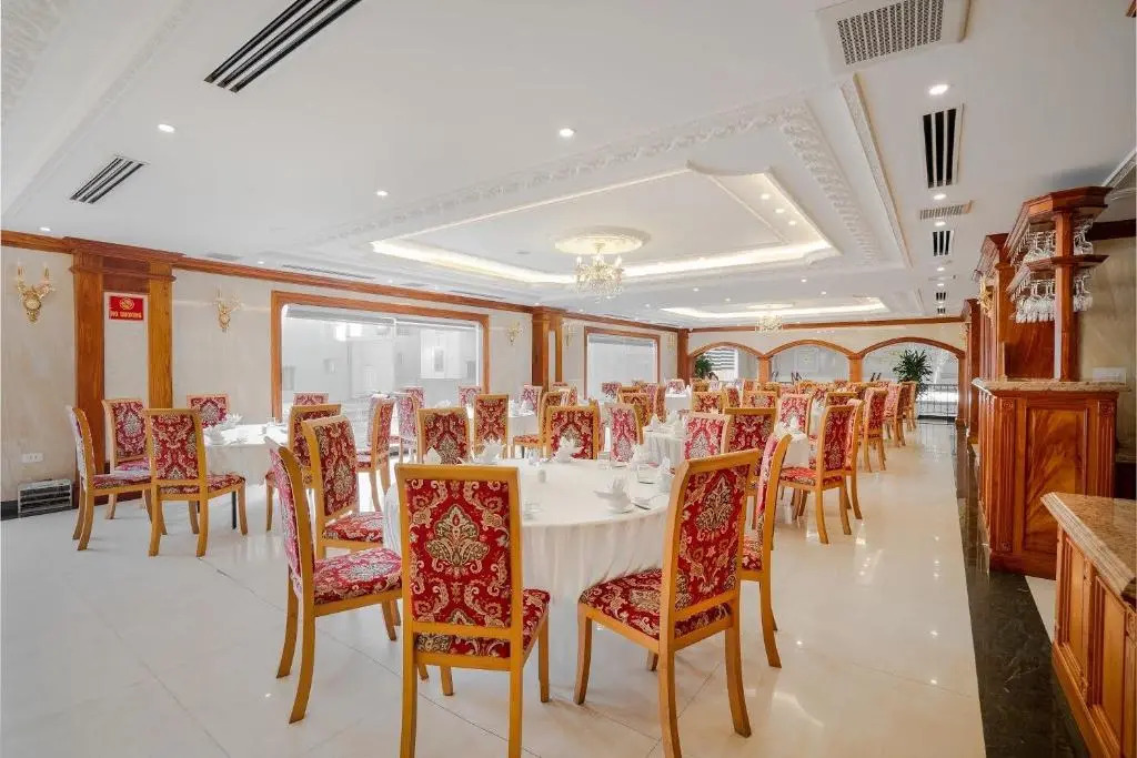 Riverside Hotel Quang Binh