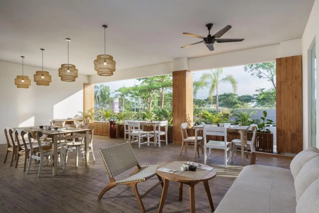 Swiss-Belcourt Lombok