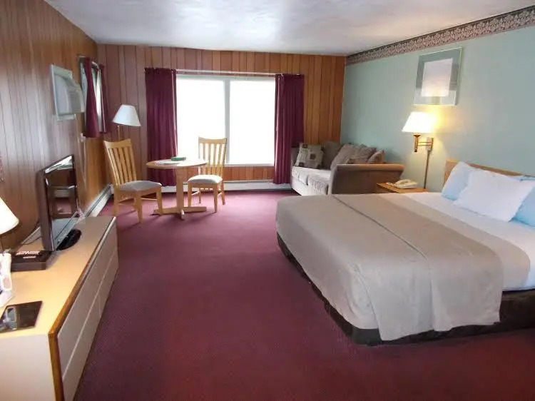 Mahoning Inn