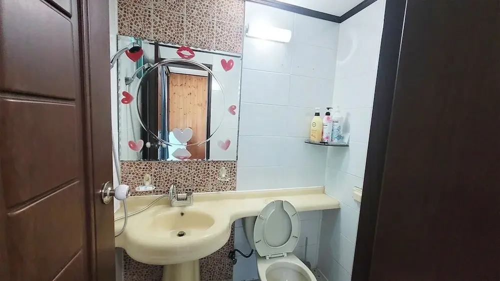 Gapeong Eoneunal Spa Pet Pension