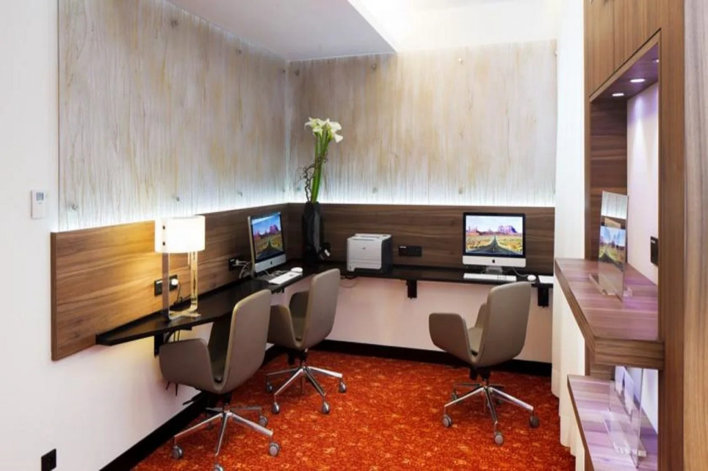 Le Parchamp, a Tribute Portfolio Hotel, Paris Boulogne
