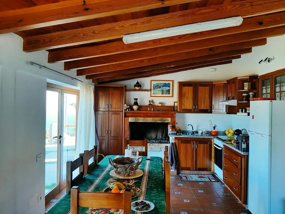 House With one Bedroom in San Juan del Reparo, With Wonderful sea View and Furnished Terrace - 7 km From the Beach