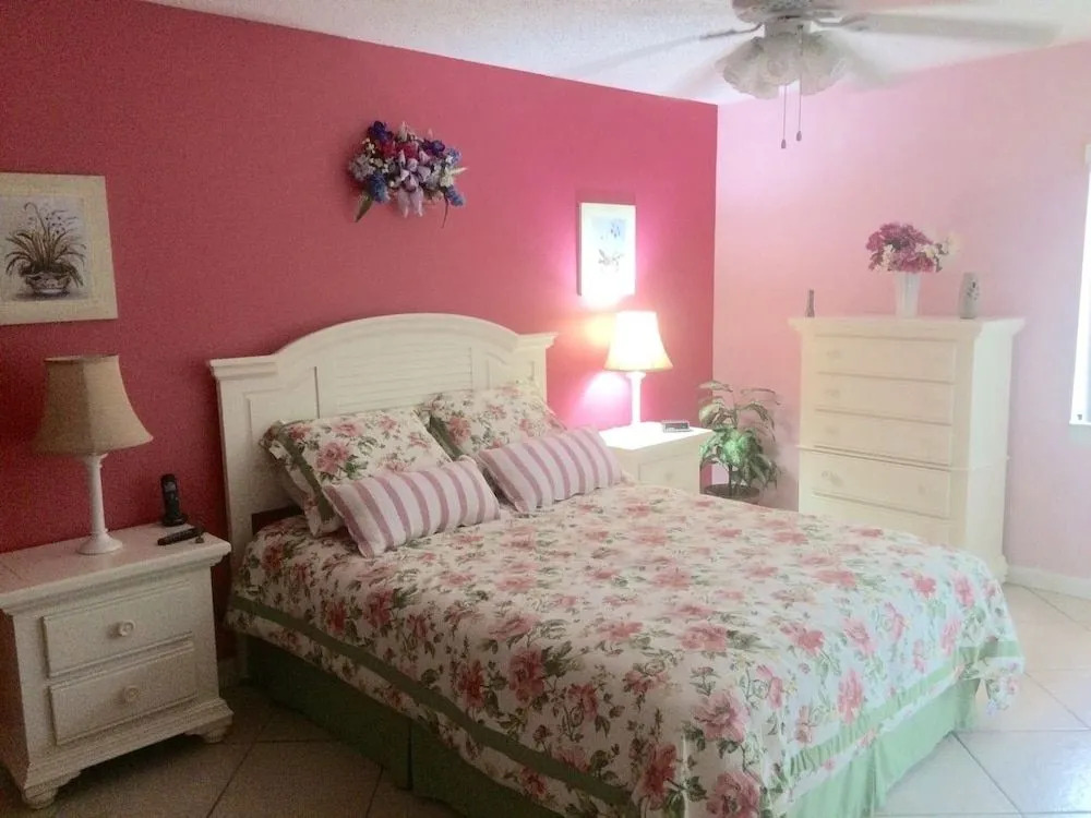 Sea Woods 2bdrm Condo 147