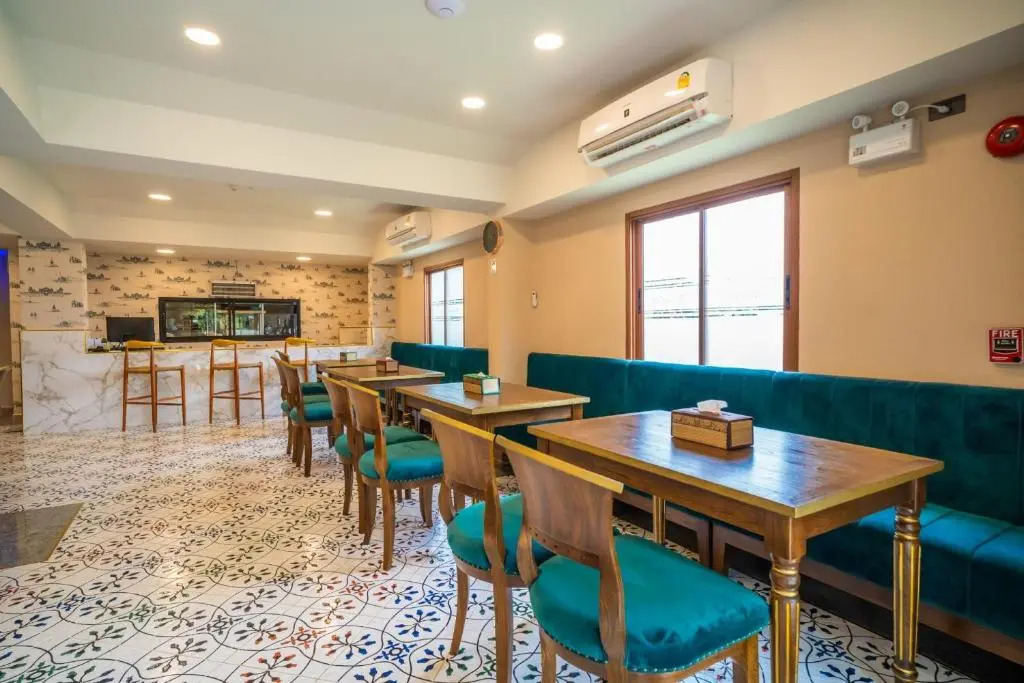 Siri Nakornpink Chiang Mai Hotel SHA Plus