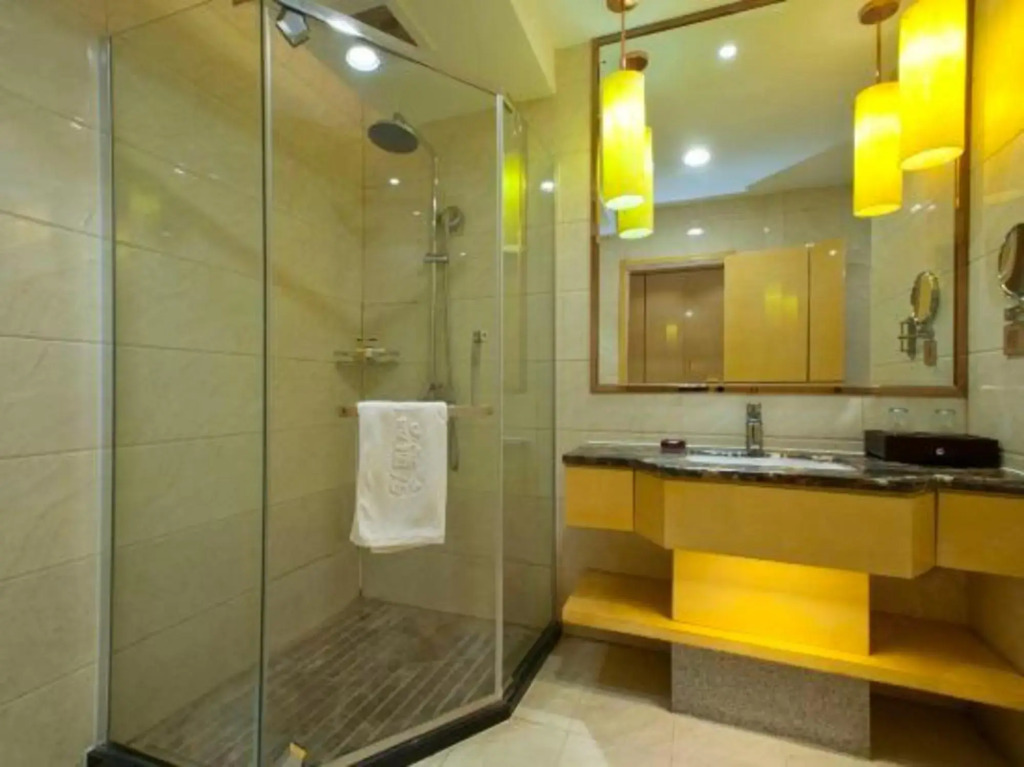 Lanling Longzhimeng Hotel